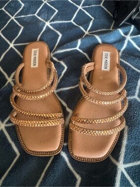 Steve Madden sparkly flat sandals